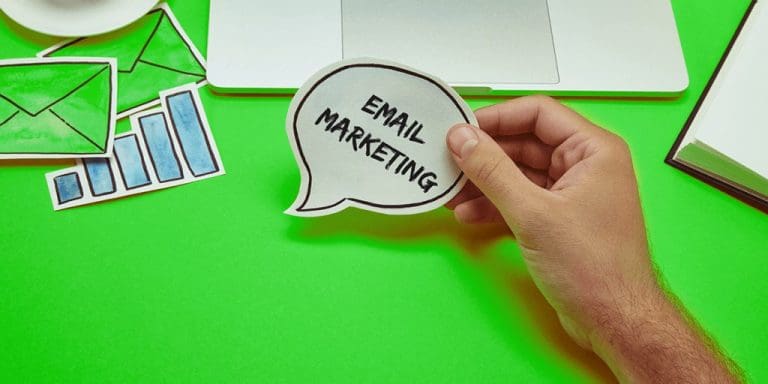 8-dicas-para-usar-o-e-mail-marketing-na-prospeccao-B2B-1024x512