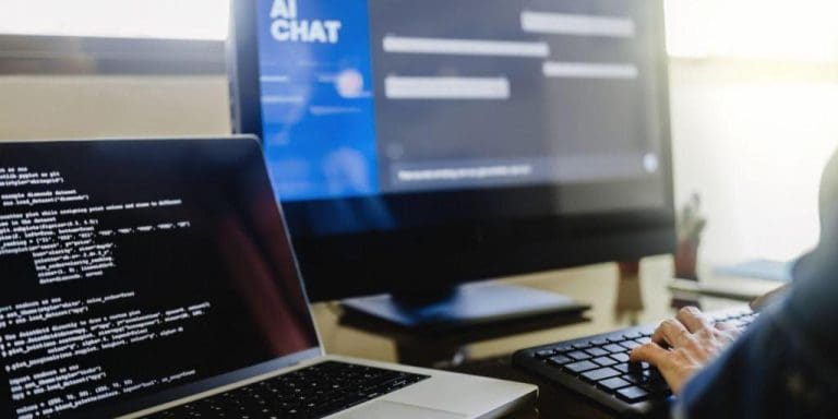 Saiba chatbot o que é e como esse assistente virtual que usa IA para conversas em texto pode te ajudar a vender mais